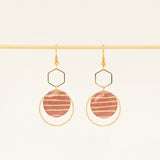 Boucles d'oreilles artisanales Cusco bleu - papier résiné rayé et laiton doré, fait main en France
