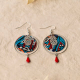 Boucles d'oreilles artisanales Caracas - wax résiné géométrique, ananas et émail rouge, fait main en France